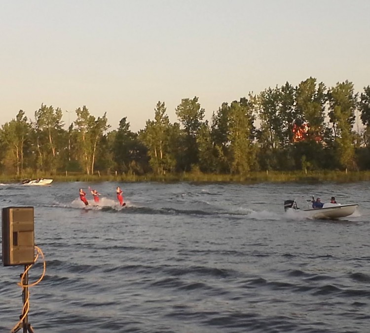 Catfish Bay Greatest Show On H2O! (Sioux&nbspFalls,&nbspSD)